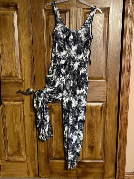 Almost Famous Pants - Almost Famous Black & White Tie-Dye Sleeveless Jumpsuit Cozy Soft Size Large